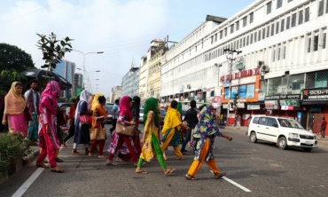 Bangladeş’te Tekstil İşçileri Şiddete Karşı Örgütleniyorlar